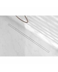 Caniveau drain invisible Carrodrain finition chromée, design épuré pour douche à l'italienne.