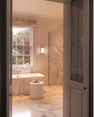 Versailles 250 - Astro Lighting