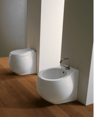 WC au sol Planet clean flush 50x45 – Scarabeo